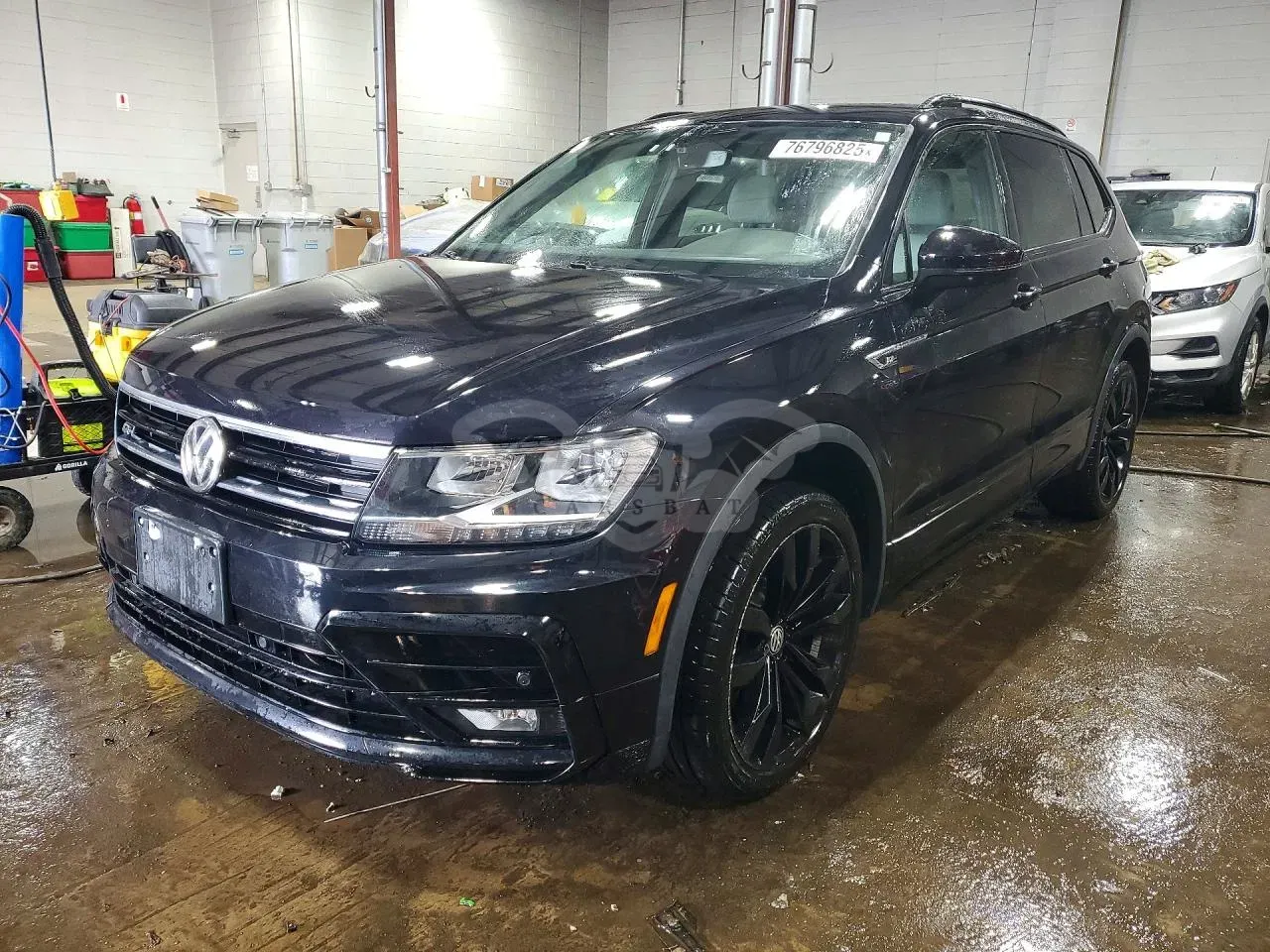 Volkswagen Tiguan SE 2.0L 4 2020