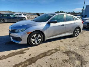 Honda Civic LX 2.0L 4 2016