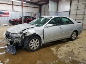 Toyota Camry LE 3.0L 6 2002