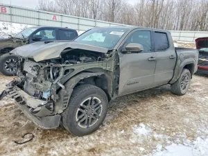 Toyota Tacoma DOUBLE CAB 2.4L 4 2025