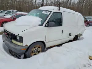 GMC Safari XT 4.3L 6 2005
