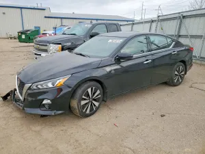 Nissan Altima 2.5L 4 2019