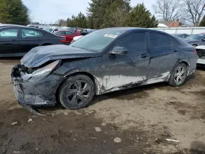 Hyundai Elantra SEL 2.0L 4 2021