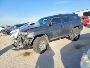 Toyota 4Runner SR5 4.0L 6 2014