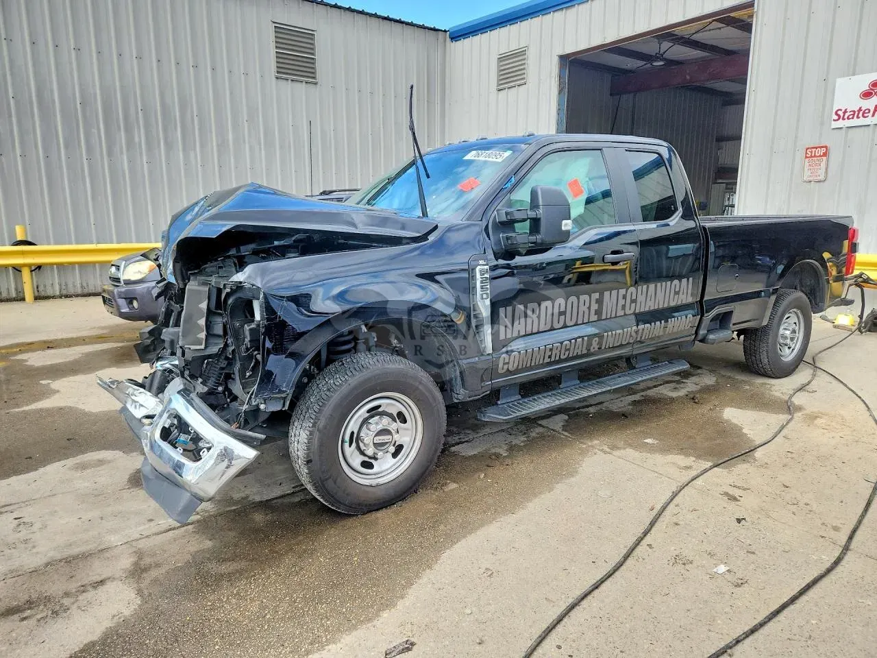 Ford F-250 SUPER DUTY 6.8L 8 2024