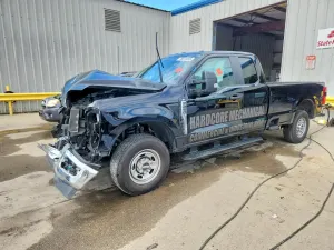 Ford F-250 SUPER DUTY 6.8L 8 2024