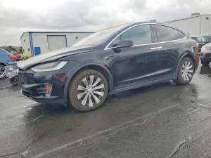Tesla Model X 2020