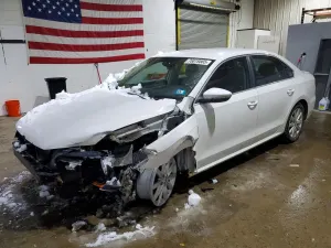 Volkswagen Passat SE 2.5L 5 2012