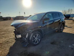 Toyota Highlander SE 3.5L 6 2018