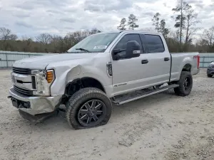 Ford F-250 SUPER DUTY 6.7L 8 2018