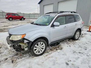 Subaru Forester 2.5X PREMIUM 2.5L 4 2013