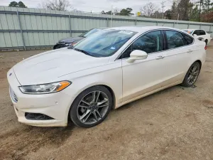 Ford Fusion TITANIUM 2.0L 4 2013