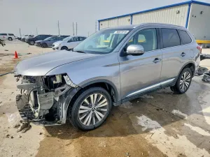 Mitsubishi Outlander SE 2.4L 4 2019