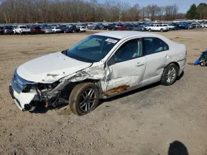 Ford Fusion S 2.5L 4 2011