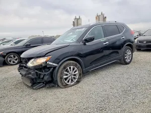 Nissan Rogue S 2.5L 4 2020