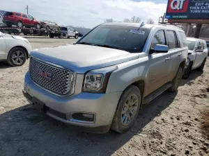 GMC Yukon DENALI 6.2L 8 2017
