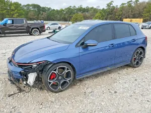 Volkswagen Golf AUTOBAHN 2.0L 4 2026