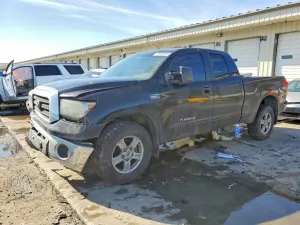 Toyota Tundra DOUBLE CAB 5.7L 8 2008