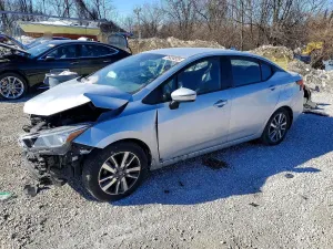 Nissan Versa SV 1.6L 4 2020
