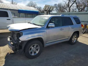Toyota 4Runner SR5 4.0L 6 2013