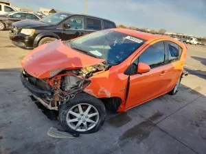 Toyota Prius 1.5L 4 2013