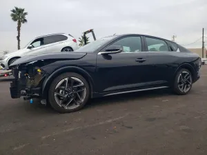 Kia K4 GT LINE 2.0L 4 2025