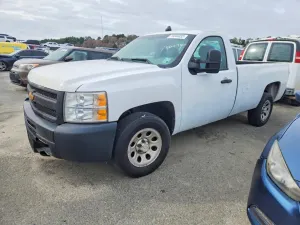 Chevrolet Silverado 1500 C1500 4.3L 6 2013