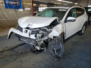 Toyota Rav4 XLE 2.5L 4 2013