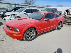 Ford Mustang GT 4.6L 8 2008