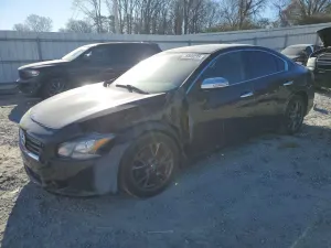 Nissan Maxima S 3.5L 6 2014