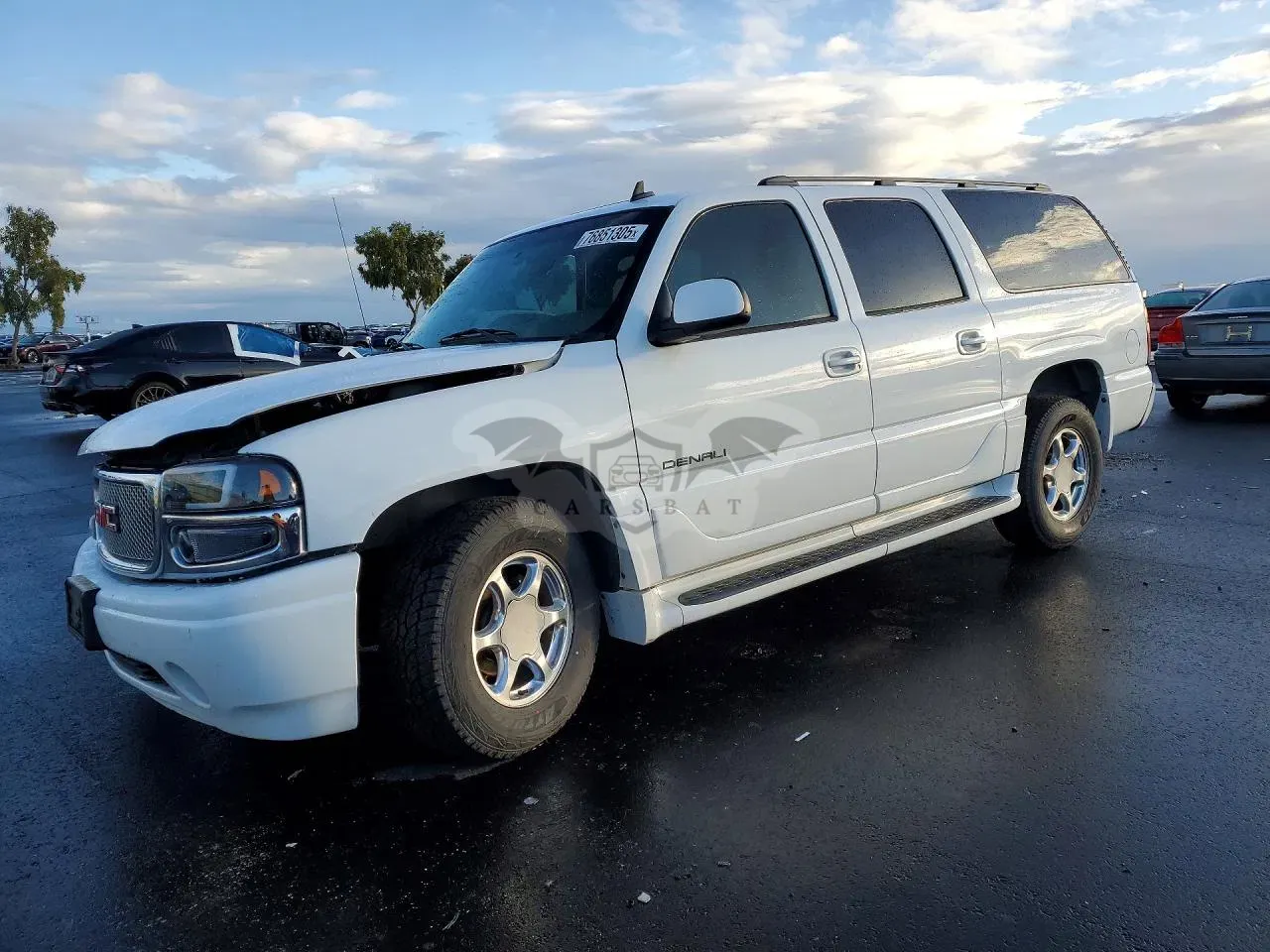 GMC Yukon DENALI 6.0L 8 2006