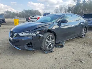 Nissan Maxima SV 3.5L 6 2021