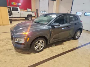 Hyundai Kona SE 2.0L 4 2021