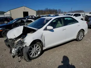 Toyota Camry BASE 2.5L 4 2012