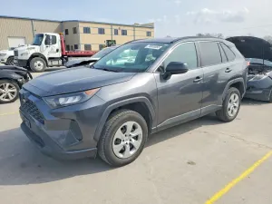 Toyota Rav4 LE 2.5L 4 2020