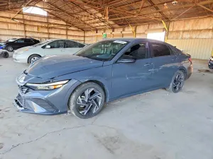 Hyundai Elantra SEL SPORT 2.0L 4 2025