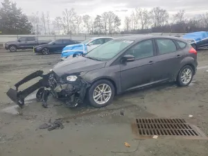 Ford Focus SE 2.0L 4 2017