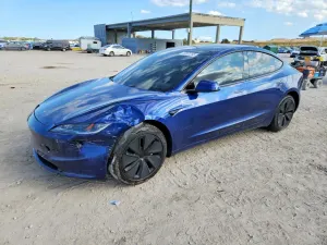 Tesla Model 3 2025