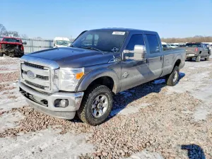 Ford F-350 SUPER DUTY 6.7L 8 2014