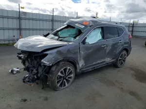 Nissan Rogue S 2.5L 4 2020