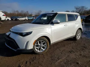 Kia Soul LX 2.0L 4 2023