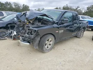 RAM 1500 SLT 5.7L 8 2020