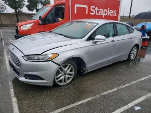 Ford Fusion SE 2.5L 4 2014