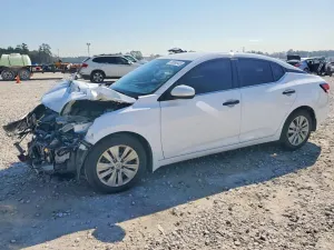 Nissan Sentra S 2.0L 4 2025