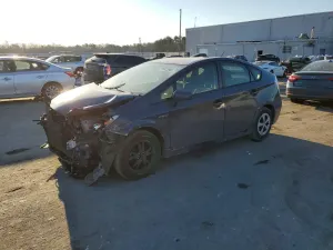 Toyota Prius 1.8L 4 2012