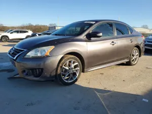 Nissan Sentra S 1.8L 4 2015