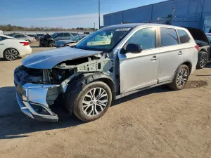 Mitsubishi Outlander SE 2.4L 4 2018