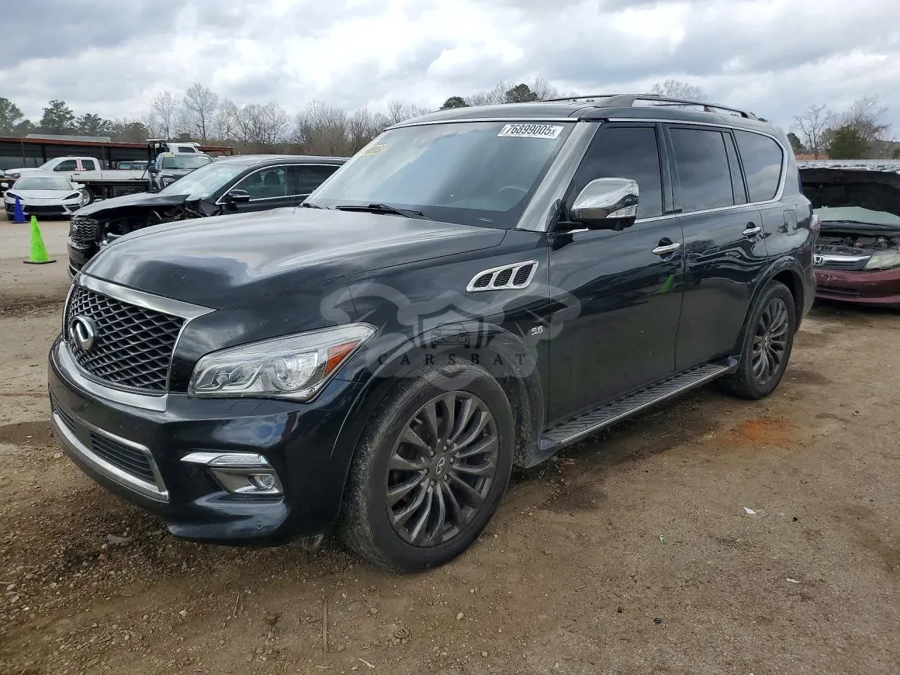 Infiniti QX80 BASE 5.6L 8 2017