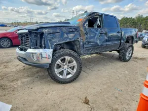 Chevrolet Silverado 1500 C1500 LT 5.3L 8 2017