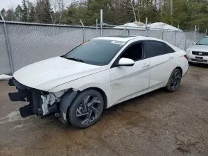 Hyundai Elantra 2.0L 4 2025